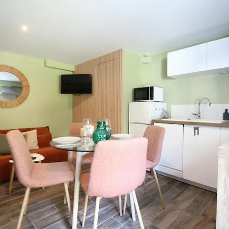 Apartment Independant Proche Saintes